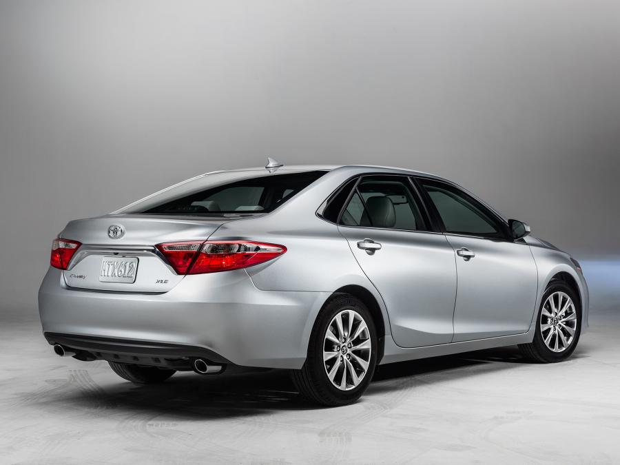  Toyota Camry XLE 2015 года  (фото 9 из 11)